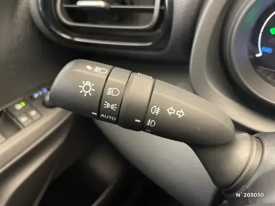 TOYOTA YARIS CROSS I - voiture d'occasion - Photo 35