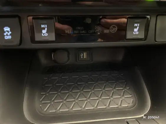 TOYOTA RAV4 V - voiture d'occasion - Photo 27