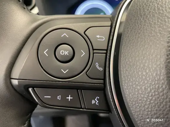 TOYOTA RAV4 V - voiture d'occasion - Photo 31