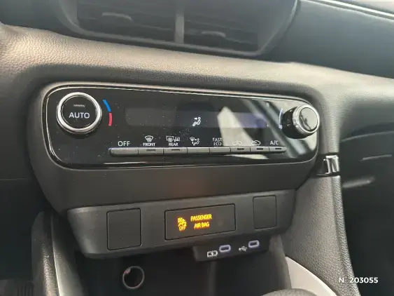 TOYOTA YARIS IV - voiture d'occasion - Photo 24