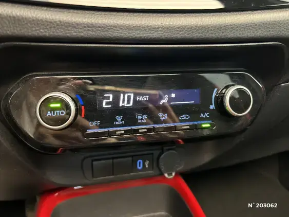 TOYOTA AYGO X - voiture d'occasion - Photo 25