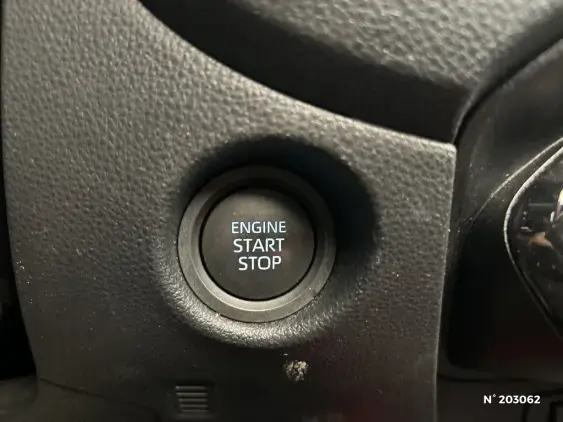 TOYOTA AYGO X - voiture d'occasion - Photo 32