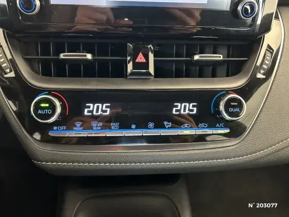 TOYOTA COROLLA XII - voiture d'occasion - Photo 25