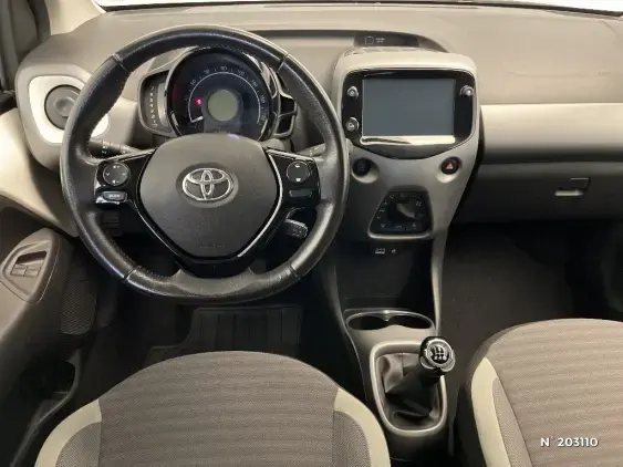 TOYOTA AYGO II - voiture d'occasion - Photo 9