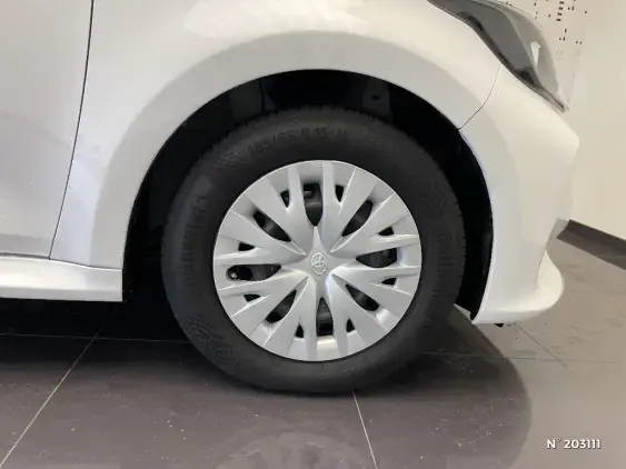 TOYOTA YARIS IV - voiture d'occasion - Photo 8