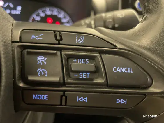 TOYOTA YARIS IV - voiture d'occasion - Photo 22