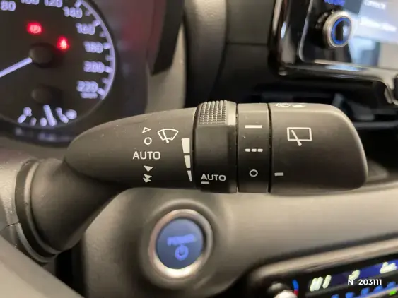 TOYOTA YARIS IV - voiture d'occasion - Photo 24