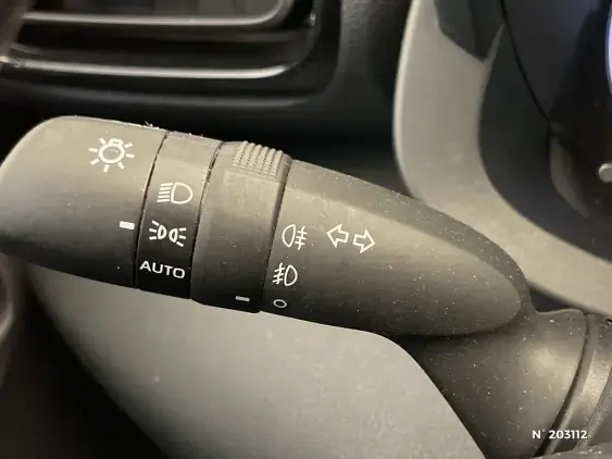 TOYOTA YARIS IV - voiture d'occasion - Photo 31