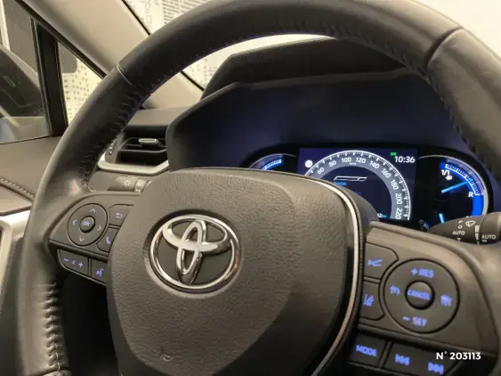 TOYOTA RAV4 V - voiture d'occasion - Photo 31