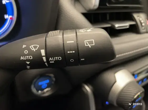 TOYOTA RAV4 V - voiture d'occasion - Photo 32