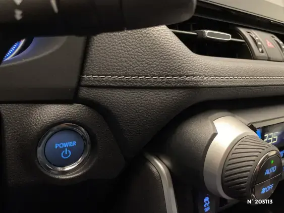 TOYOTA RAV4 V - voiture d'occasion - Photo 33