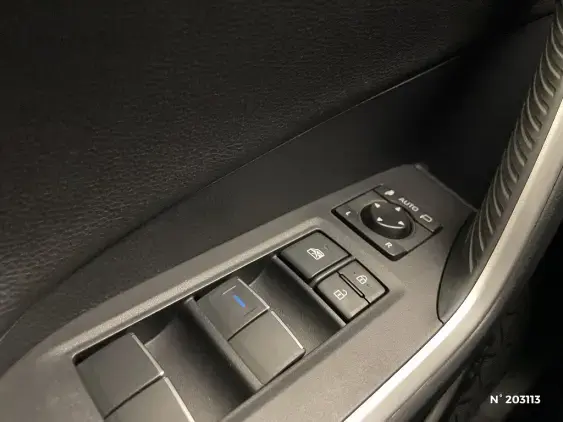 TOYOTA RAV4 V - voiture d'occasion - Photo 35