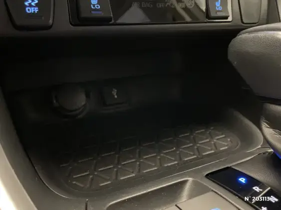 TOYOTA RAV4 V - voiture d'occasion - Photo 38