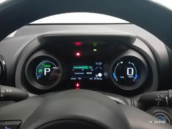 TOYOTA YARIS IV - voiture d'occasion - Photo 12