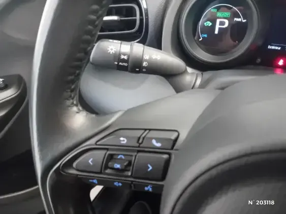 TOYOTA YARIS IV - voiture d'occasion - Photo 32