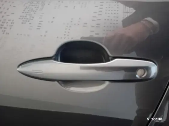 TOYOTA YARIS IV - voiture d'occasion - Photo 35