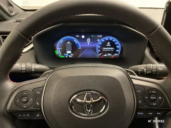 TOYOTA RAV4 V - voiture d'occasion - Photo 12