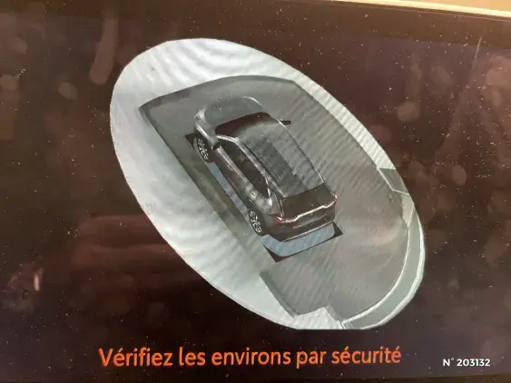 TOYOTA RAV4 V - voiture d'occasion - Photo 29