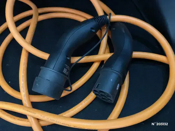 TOYOTA RAV4 V - voiture d'occasion - Photo 39