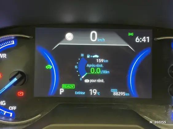 TOYOTA RAV4 V - voiture d'occasion - Photo 12