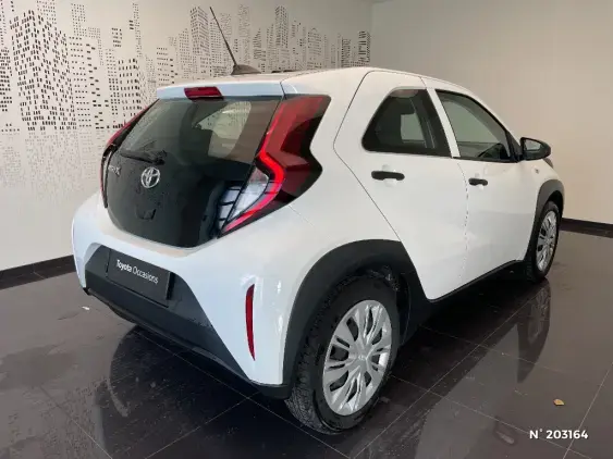 TOYOTA AYGO X - voiture d'occasion - Photo 4