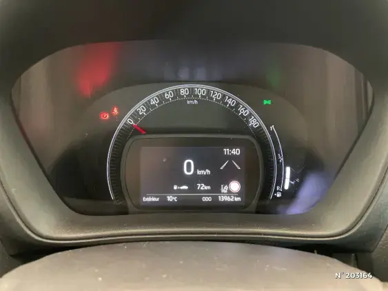 TOYOTA AYGO X - voiture d'occasion - Photo 12