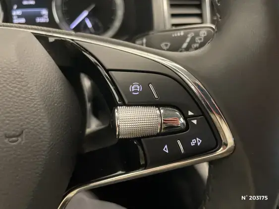 SKODA KODIAQ - voiture d'occasion - Photo 27