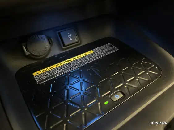 TOYOTA RAV4 V - voiture d'occasion - Photo 31