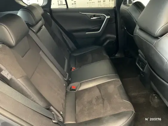 TOYOTA RAV4 V - voiture d'occasion - Photo 11