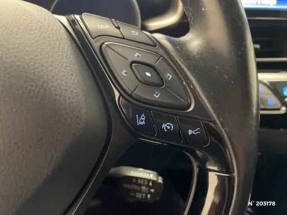 TOYOTA C-HR - voiture d'occasion - Photo 32