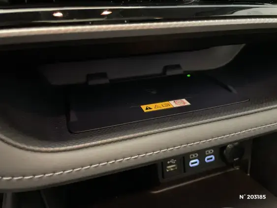 TOYOTA HIGHLANDER - voiture d'occasion - Photo 33