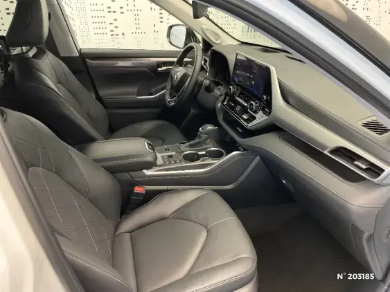 TOYOTA HIGHLANDER - voiture d'occasion - Photo 10