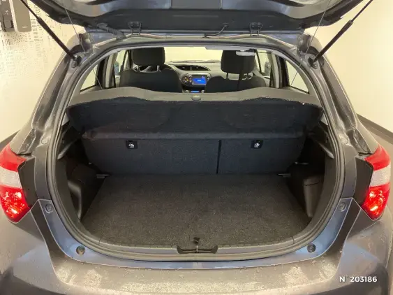 TOYOTA YARIS III - voiture d'occasion - Photo 7