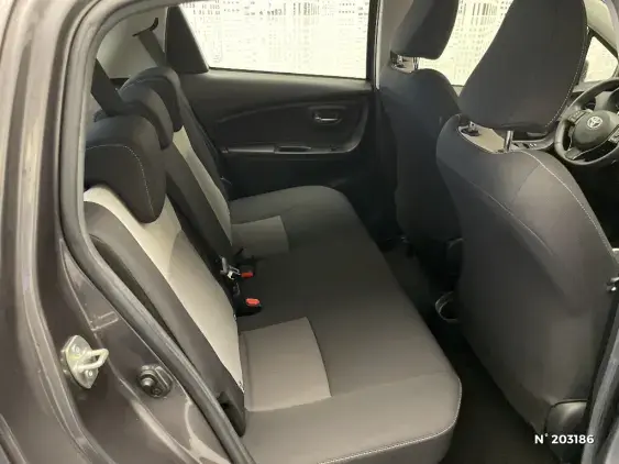 TOYOTA YARIS III - voiture d'occasion - Photo 11