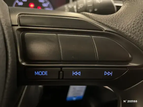 TOYOTA YARIS IV - voiture d'occasion - Photo 26