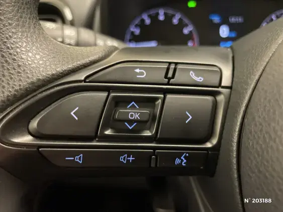 TOYOTA YARIS IV - voiture d'occasion - Photo 27