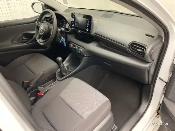 TOYOTA YARIS IV - voiture d'occasion - Photo 10