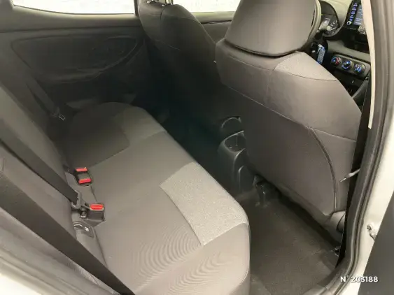 TOYOTA YARIS IV - voiture d'occasion - Photo 11