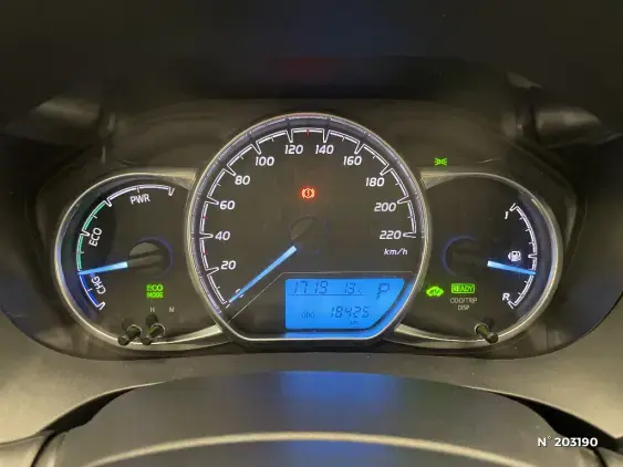 TOYOTA YARIS III - voiture d'occasion - Photo 12