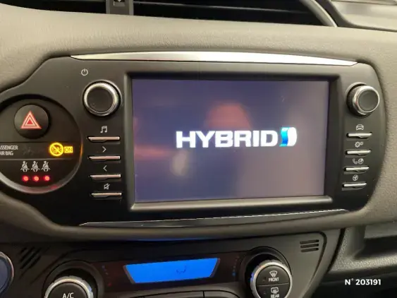 TOYOTA YARIS III - voiture d'occasion - Photo 12