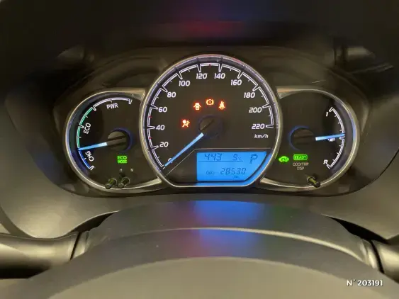 TOYOTA YARIS III - voiture d'occasion - Photo 11