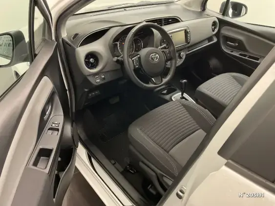 TOYOTA YARIS III - voiture d'occasion - Photo 25