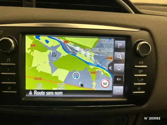 TOYOTA YARIS III - voiture d'occasion - Photo 13