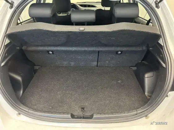 TOYOTA YARIS III - voiture d'occasion - Photo 7