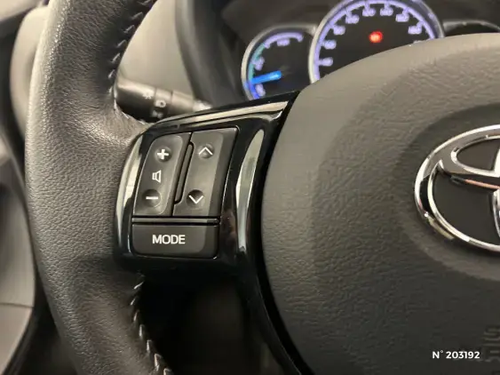 TOYOTA YARIS III - voiture d'occasion - Photo 30