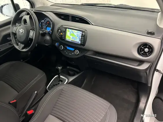 TOYOTA YARIS III - voiture d'occasion - Photo 10