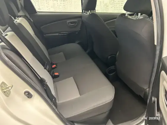 TOYOTA YARIS III - voiture d'occasion - Photo 11