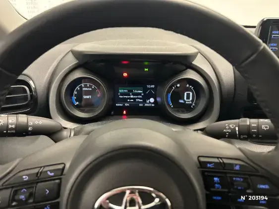 TOYOTA YARIS IV - voiture d'occasion - Photo 12