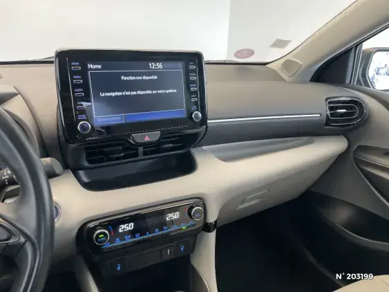 TOYOTA YARIS IV - voiture d'occasion - Photo 13