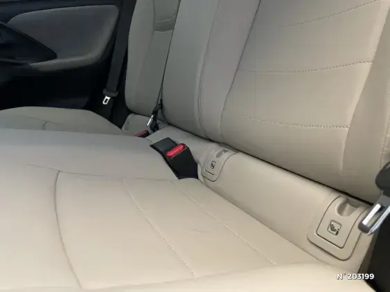 TOYOTA YARIS IV - voiture d'occasion - Photo 45